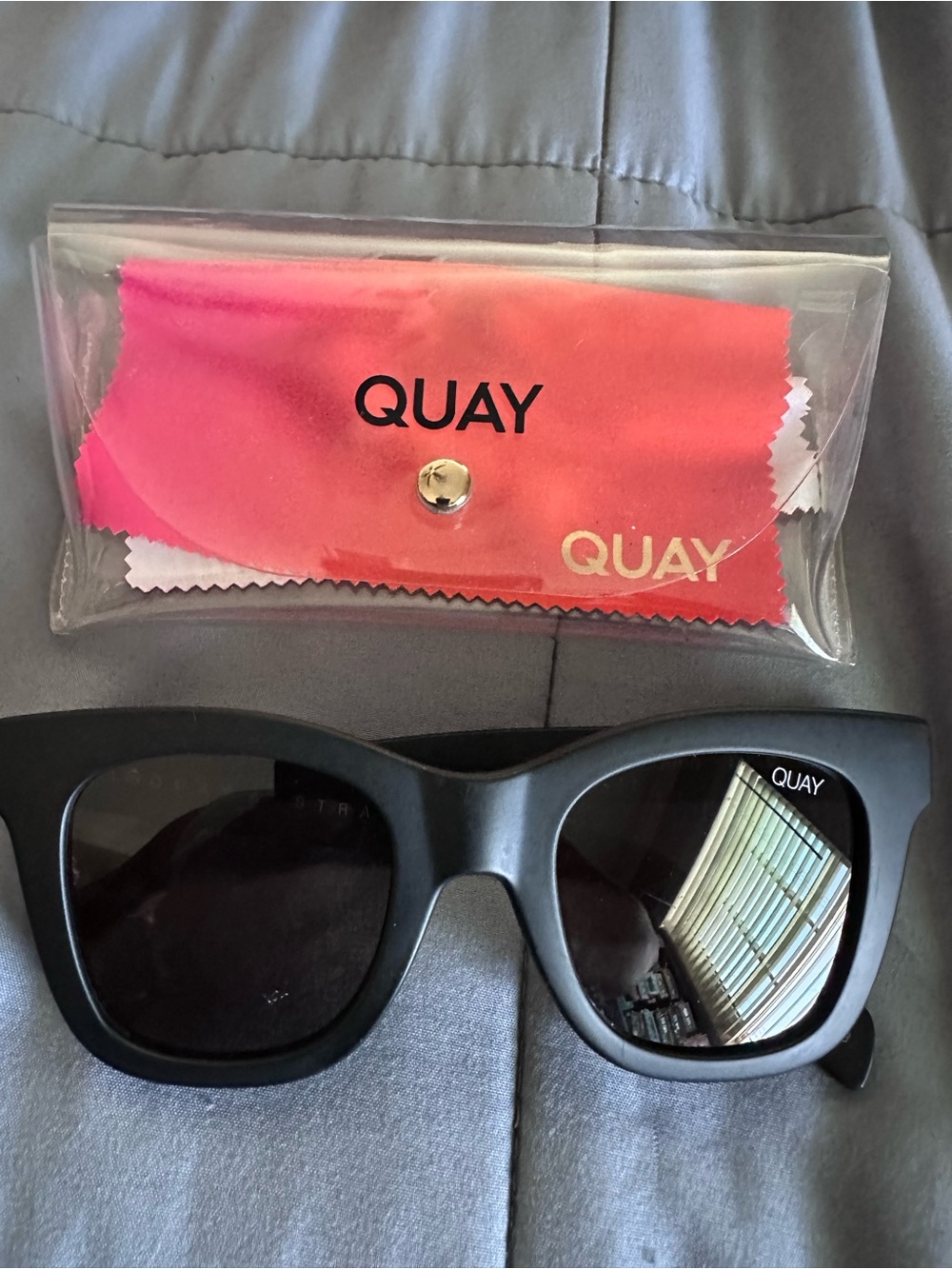 Quay Australia Matte Black Oversized Sunglasses with Pink Cleaning Cloth